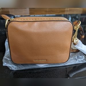 NWT Michael Kors Luggage Brown BROOKLYN Large Camera Bag-$398